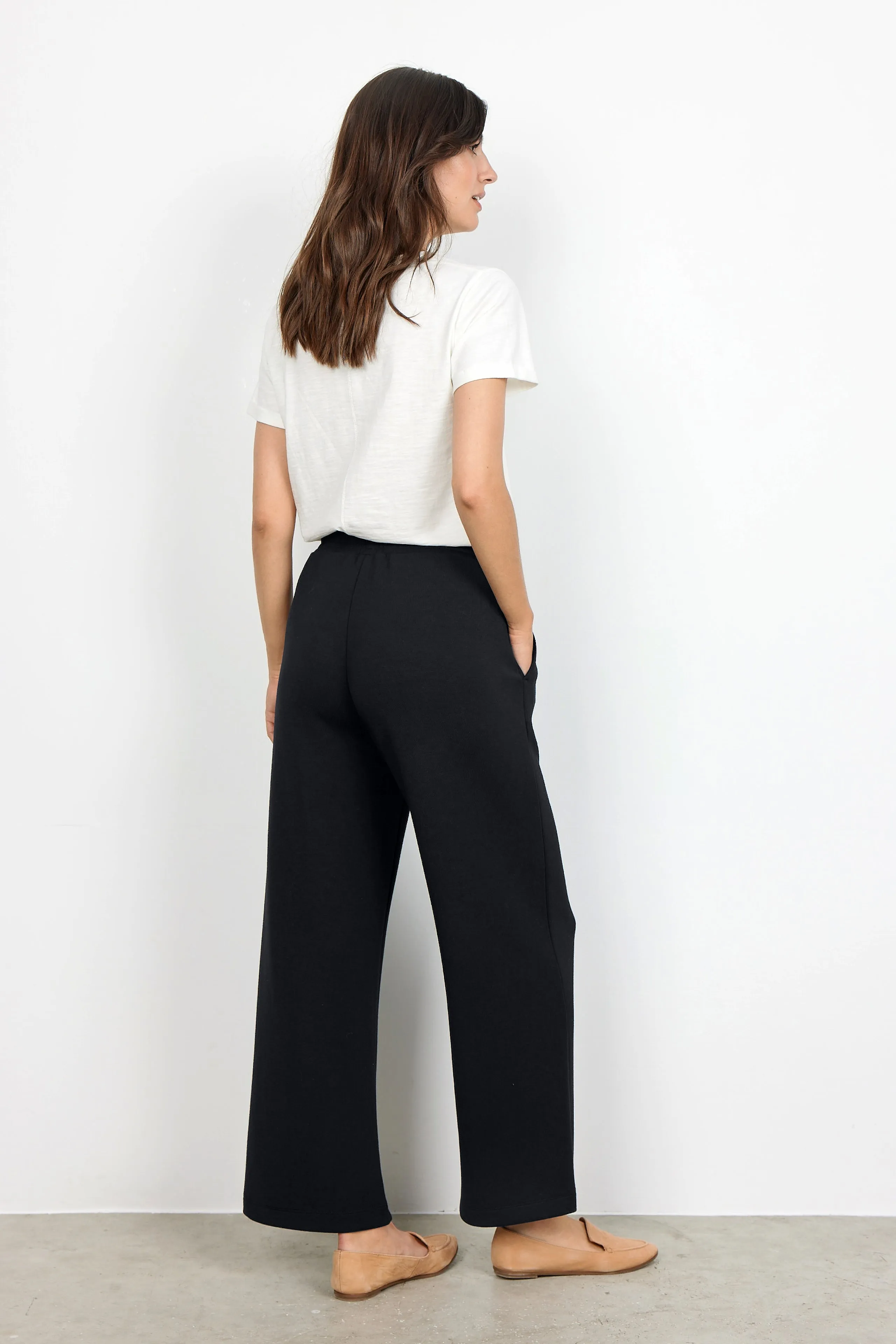 Banu 33 Pants - Black