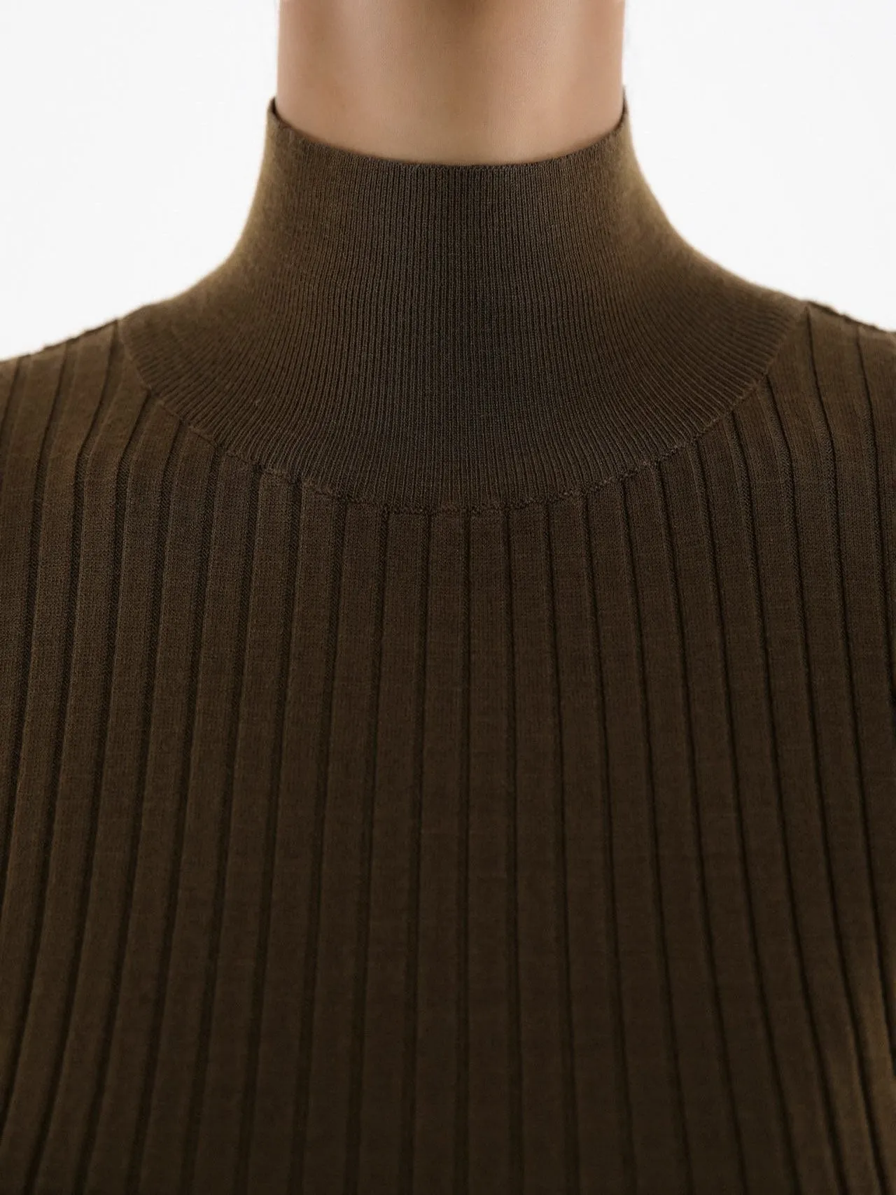 CLASSIC RIBBED HALF TURTLENECK KNIT