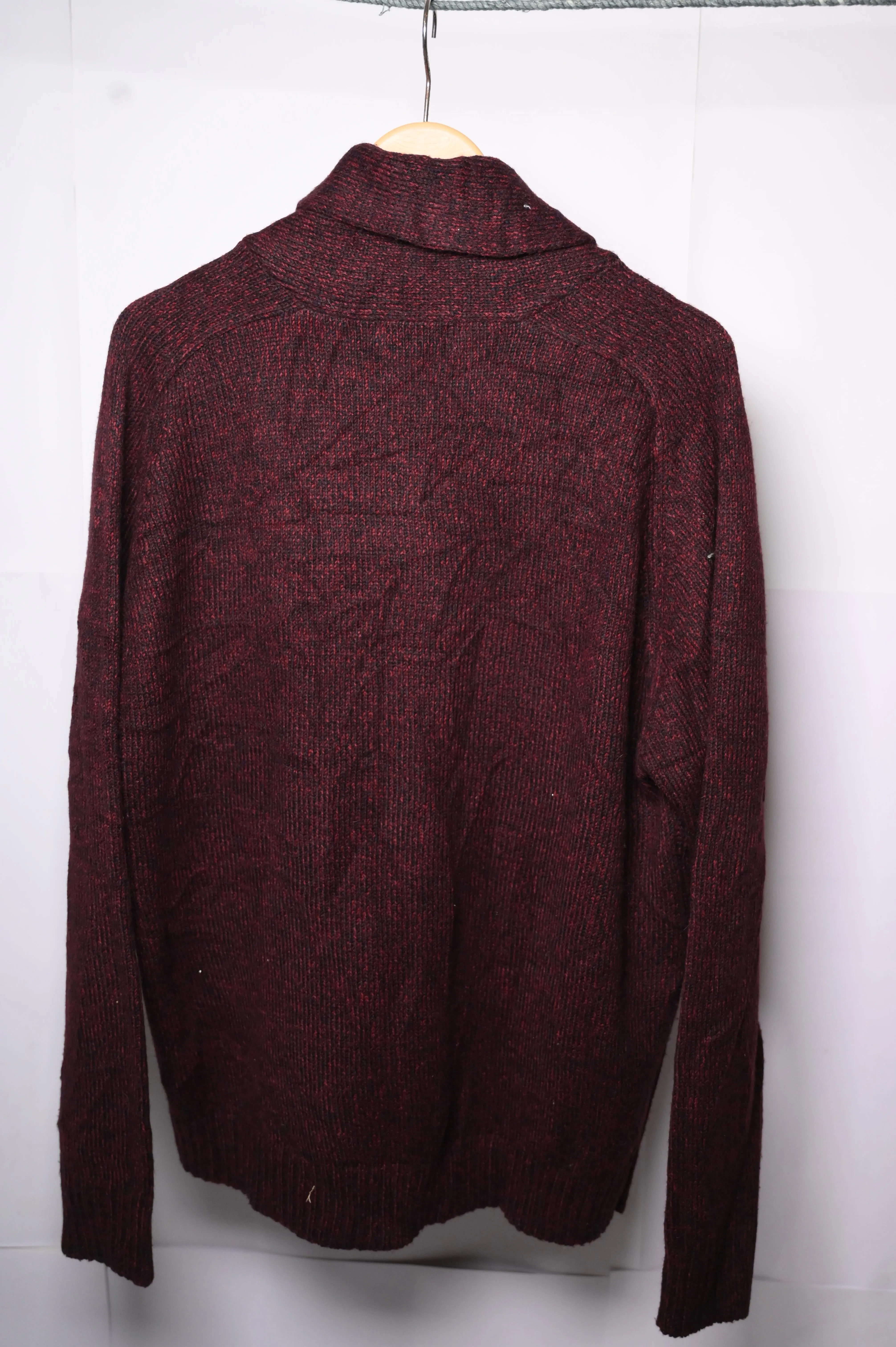 Maroon & Black Tu XL Sweater