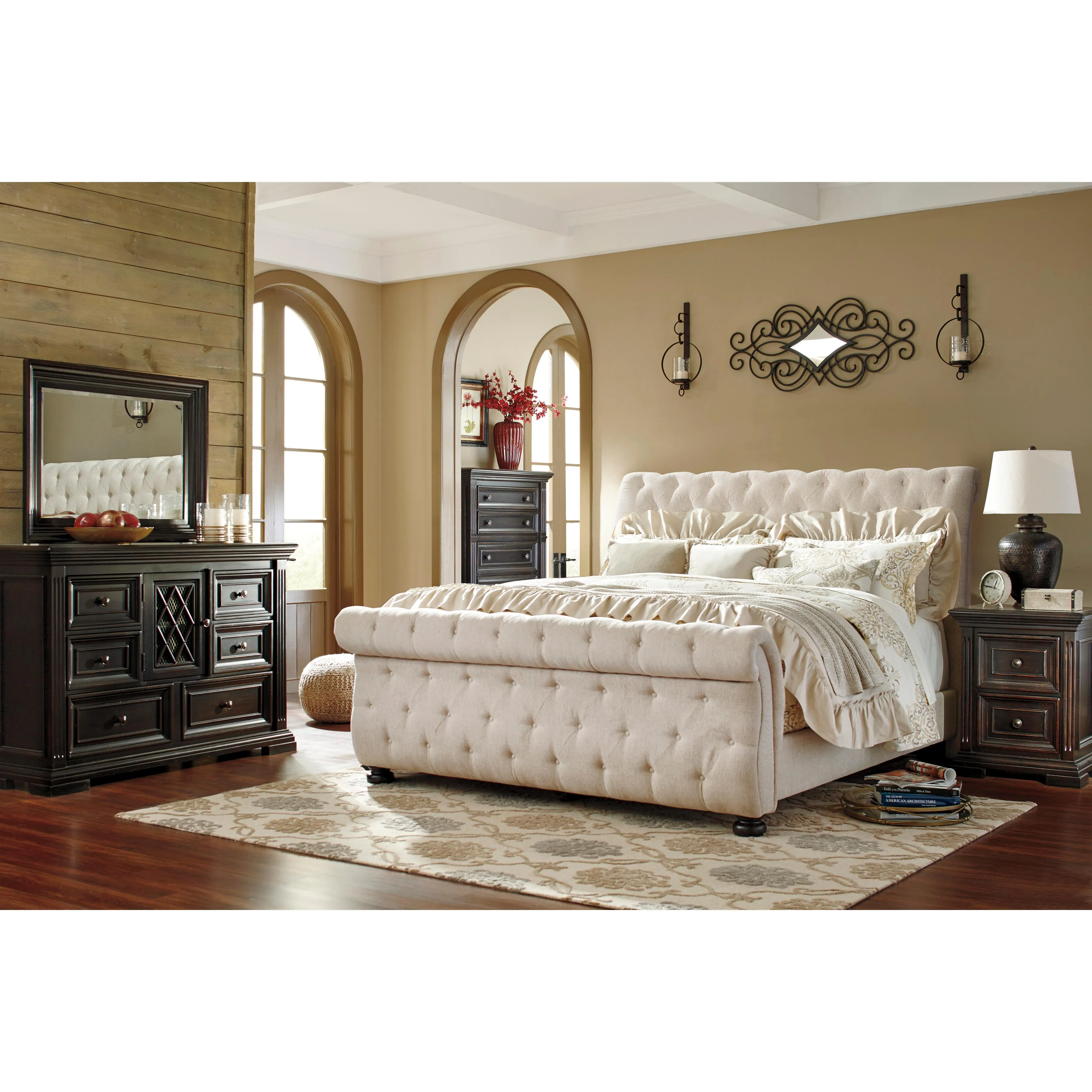 Signature Design by Ashley Willenburg California King Upholstered Bed B643-78/B643-76/B643-95